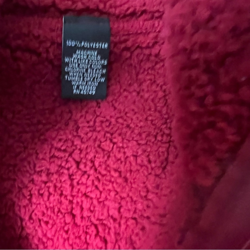 Hannah Zip Front Red Fleece Vest NWT Large - Picture 7 of 7